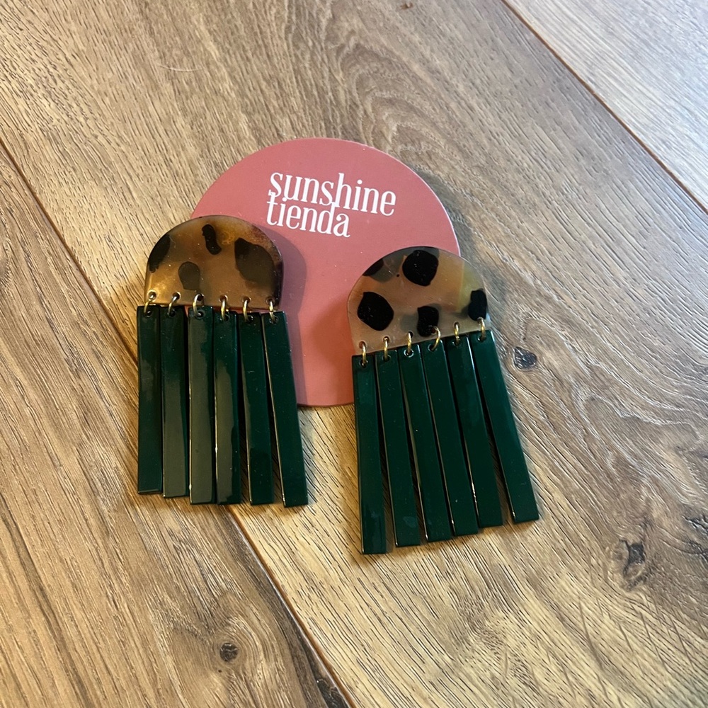 Sunshine Tienda Green and Brown Earrings